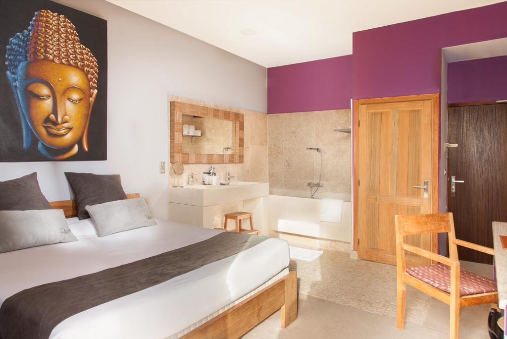 Hotel Restaurant Spa Disini Montpellier Est, The Originals Relais Кастри Екстериор снимка