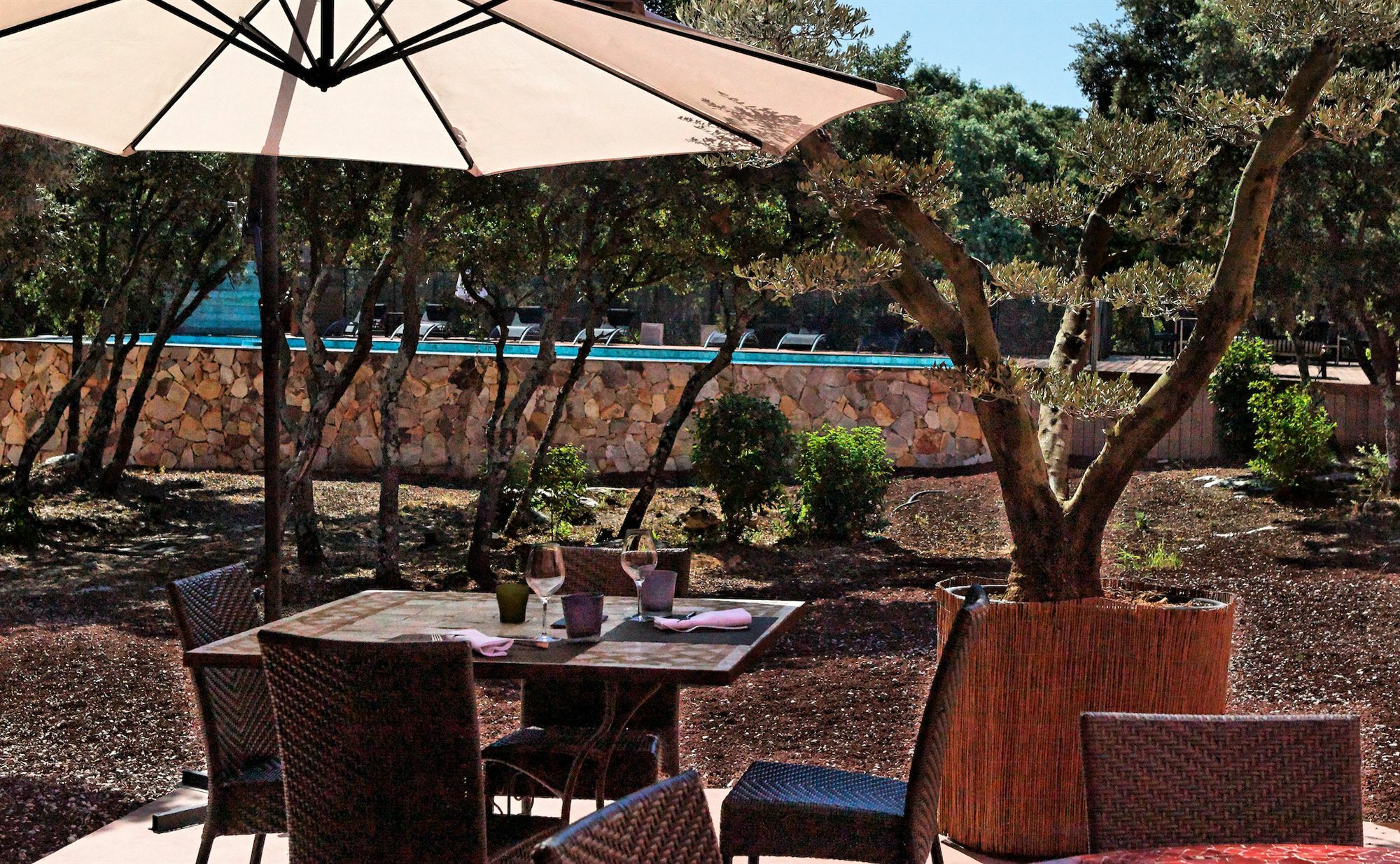 Hotel Restaurant Spa Disini Montpellier Est, The Originals Relais Кастри Екстериор снимка
